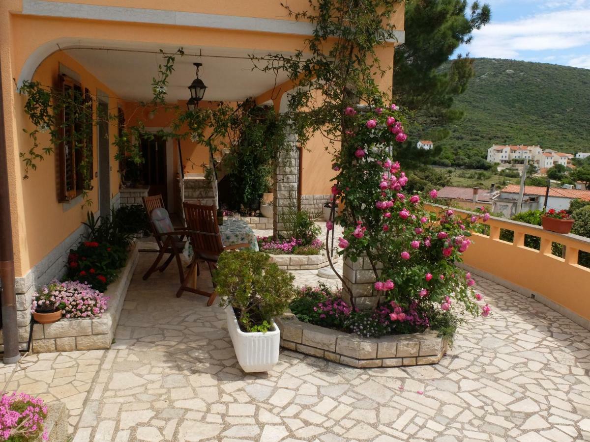 Apartmani Zorica Martinšćica 外观 照片