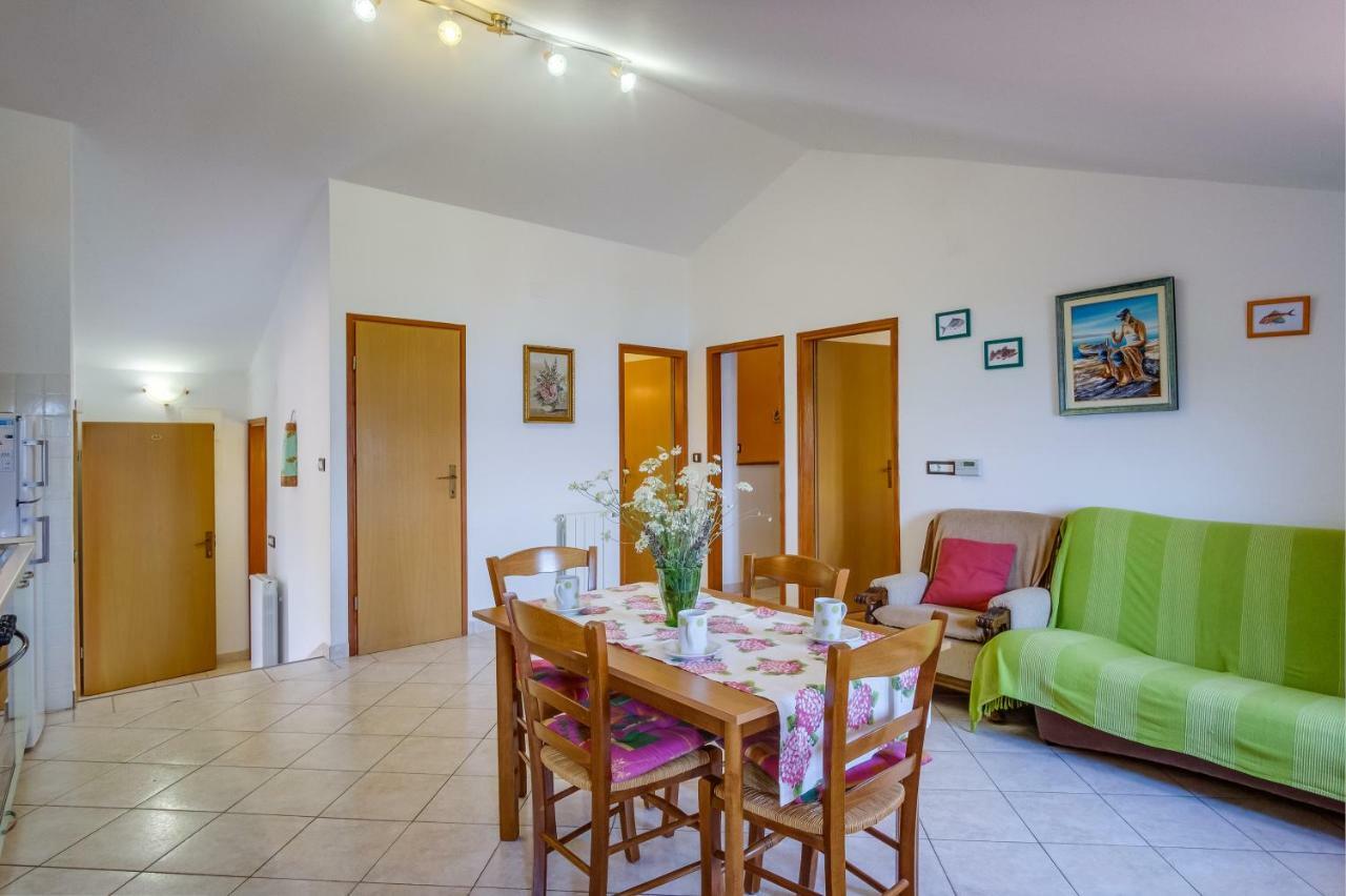 Apartmani Zorica Martinšćica 外观 照片