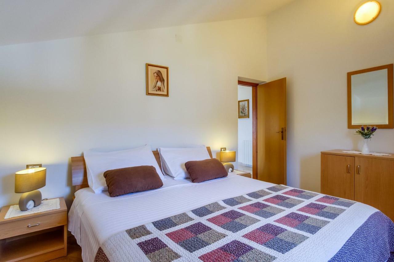 Apartmani Zorica Martinšćica 外观 照片