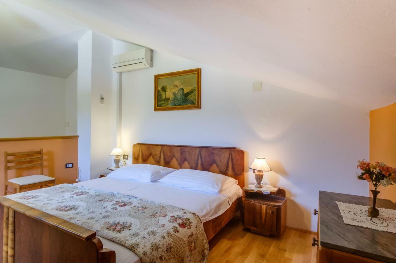 Apartmani Zorica Martinšćica 外观 照片