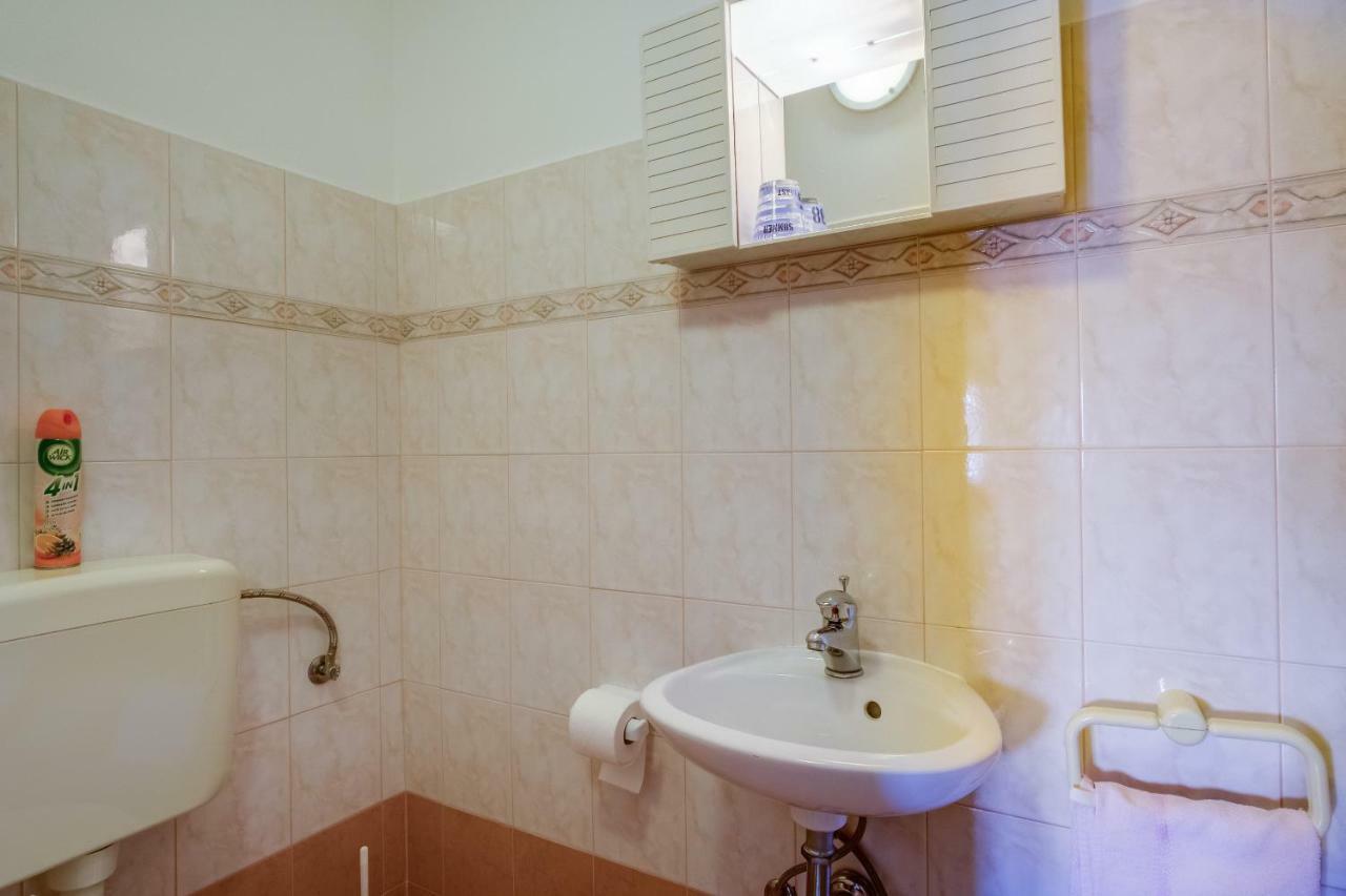 Apartmani Zorica Martinšćica 外观 照片